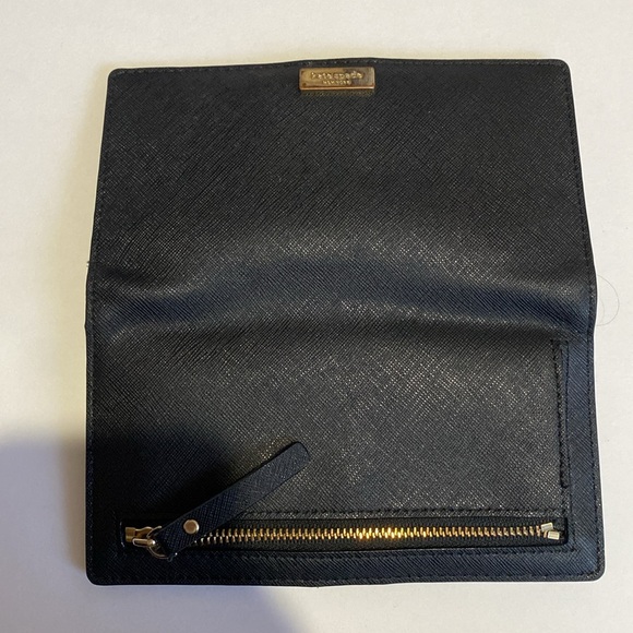Kate Spade Wallet - Picture 5 of 8